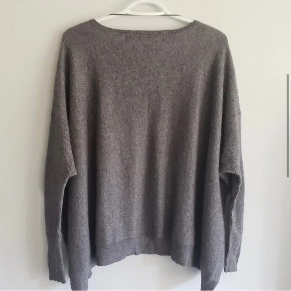 Zara Cashmere Oversized Batwing Sweater - Picture 3 of 8